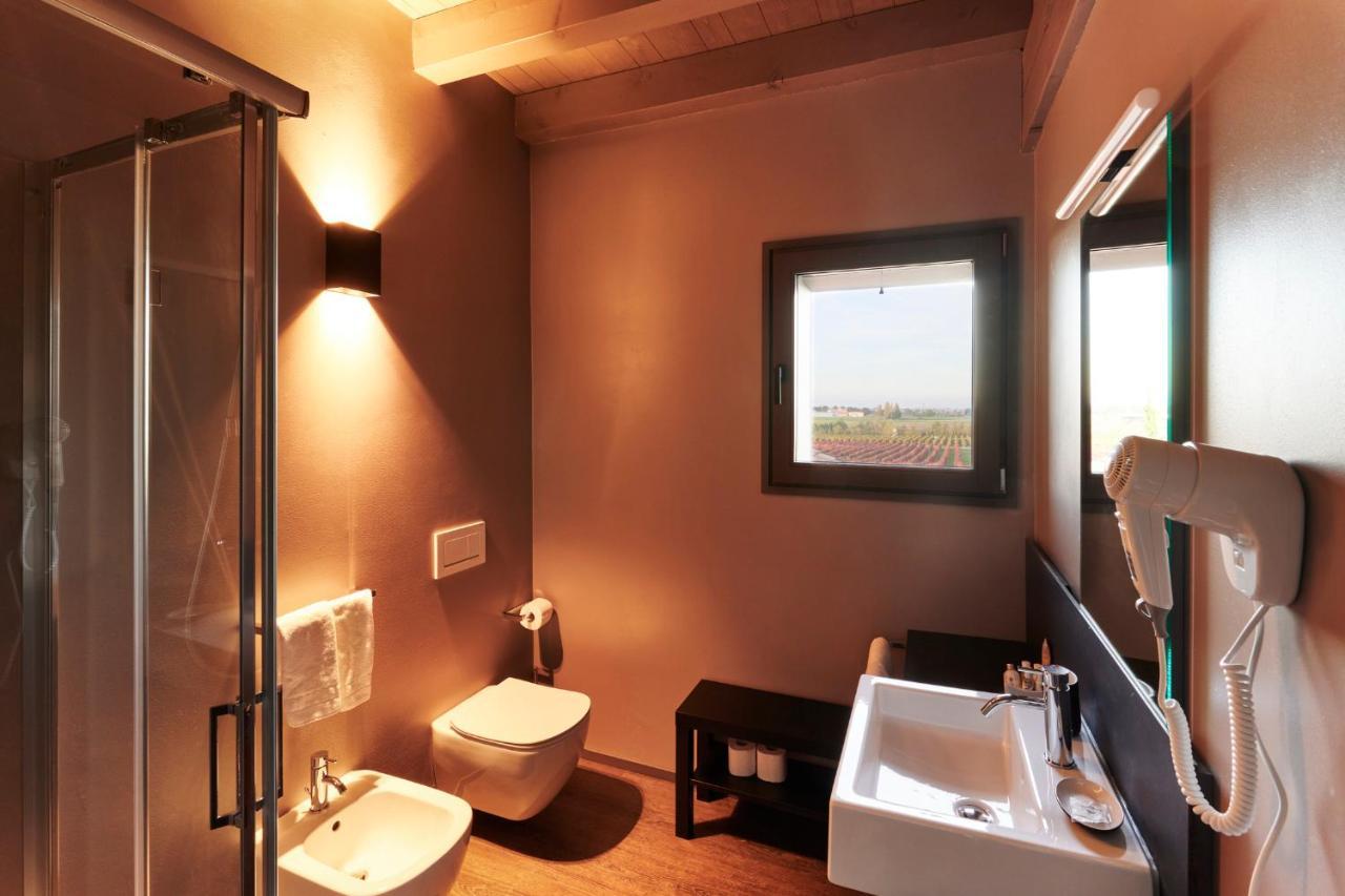 Agriturismo La Razza เรจโจเอมิเลีย ภายนอก รูปภาพ