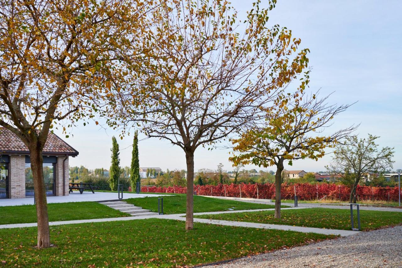 Agriturismo La Razza เรจโจเอมิเลีย ภายนอก รูปภาพ