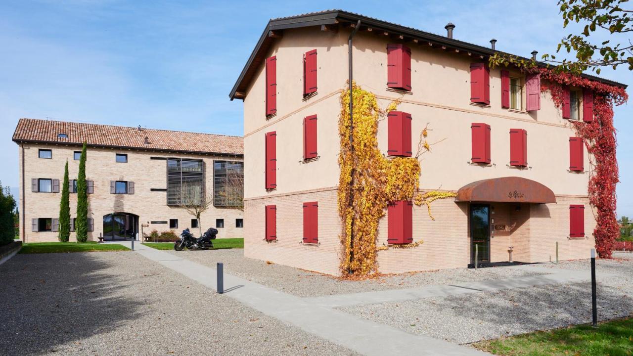 Agriturismo La Razza เรจโจเอมิเลีย ภายนอก รูปภาพ