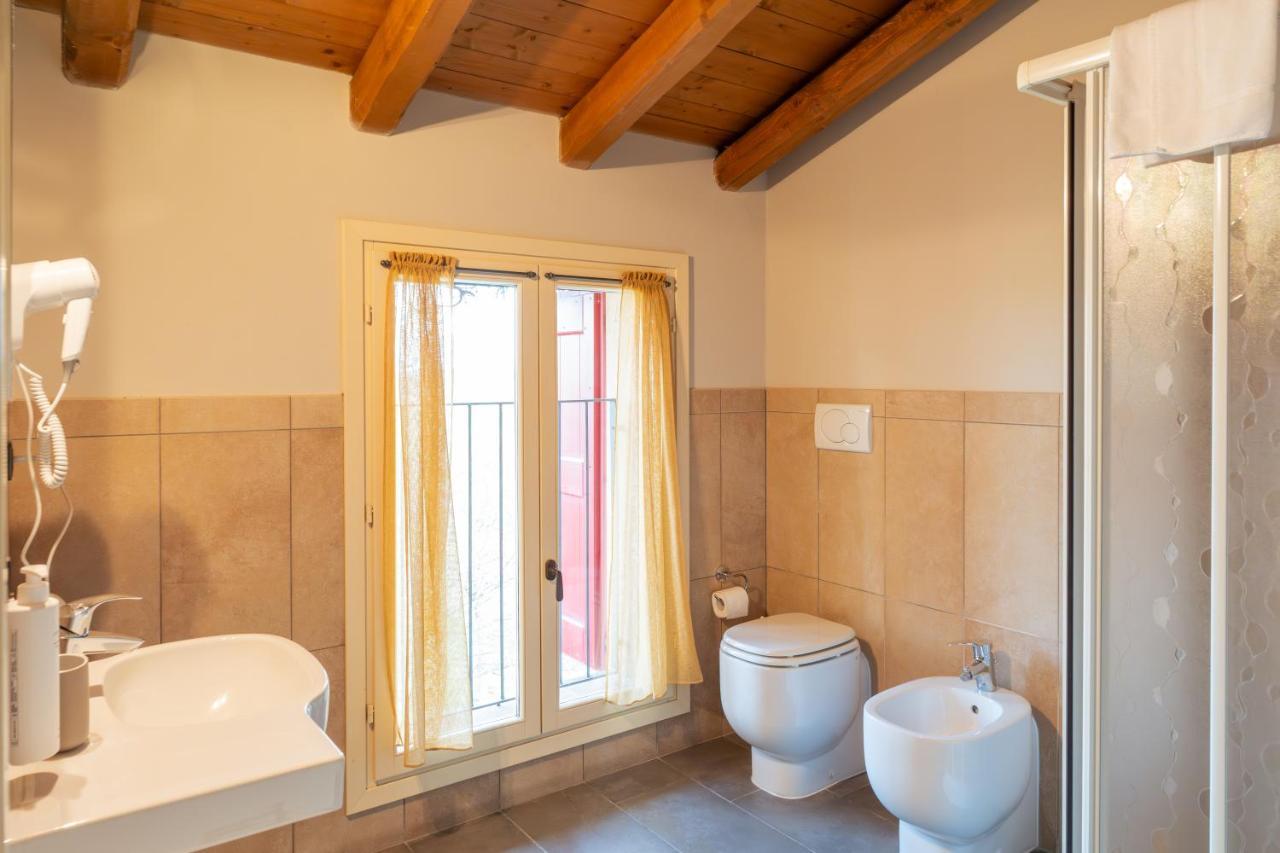 Agriturismo La Razza เรจโจเอมิเลีย ภายนอก รูปภาพ
