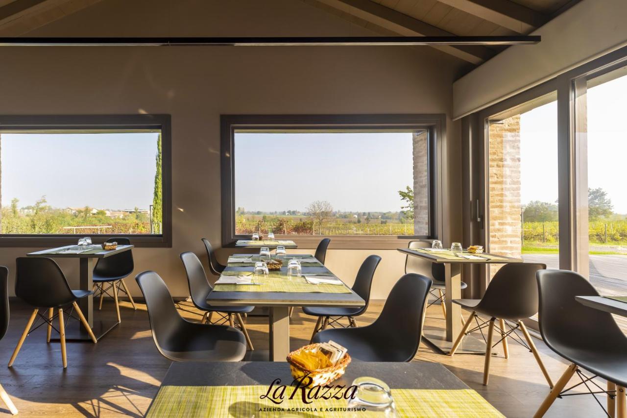Agriturismo La Razza เรจโจเอมิเลีย ภายนอก รูปภาพ
