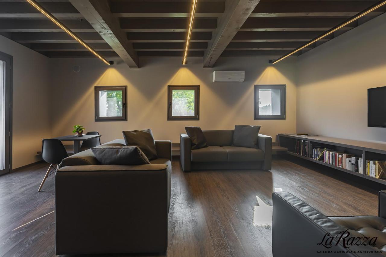 Agriturismo La Razza เรจโจเอมิเลีย ภายนอก รูปภาพ