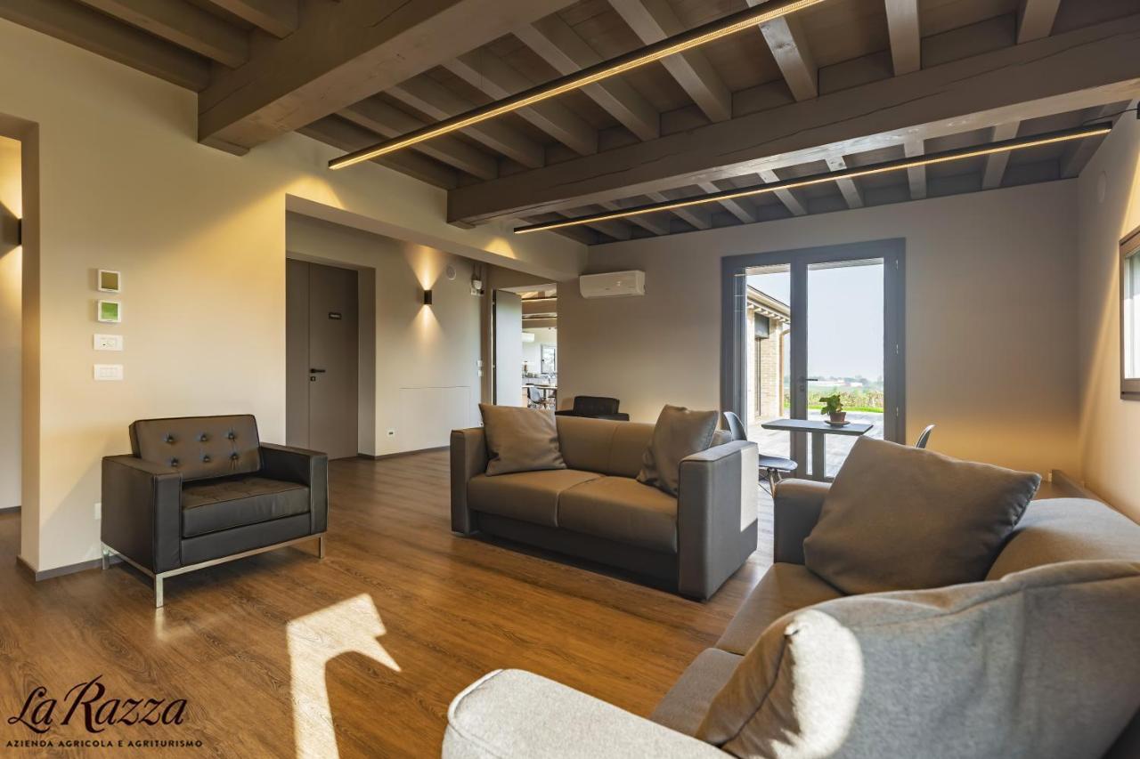 Agriturismo La Razza เรจโจเอมิเลีย ภายนอก รูปภาพ