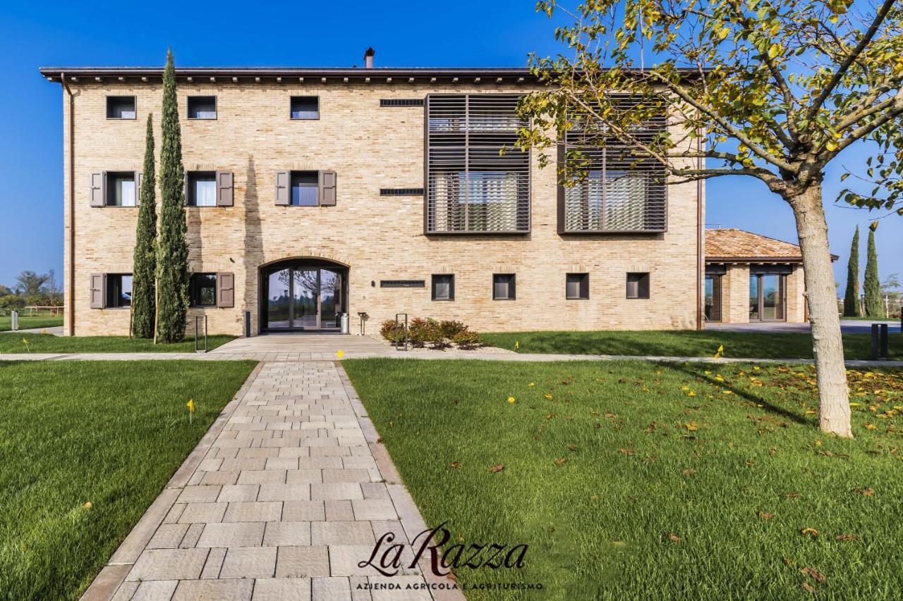 Agriturismo La Razza เรจโจเอมิเลีย ภายนอก รูปภาพ